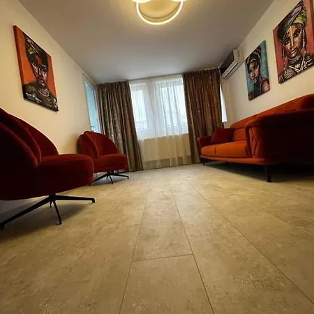 Apartament Cu 2 Lägenhet *